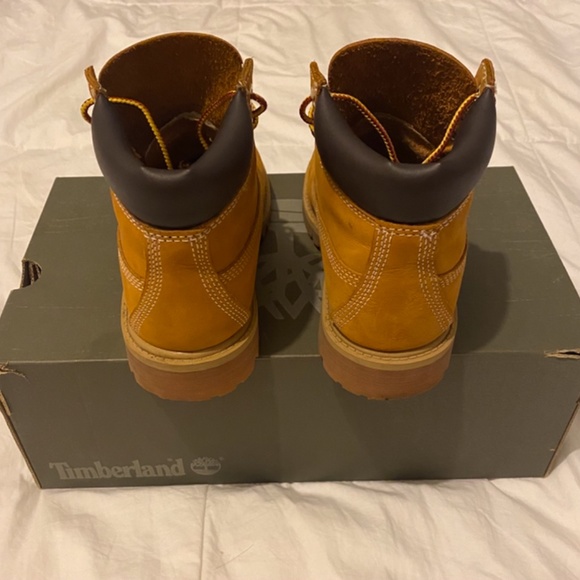 Timberlands - Picture 3 of 5